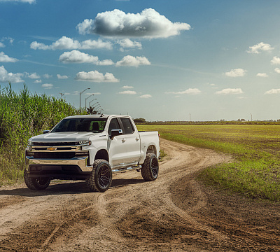 Фото дисков Vossen HF6-5 на Chevrolet Silverado IV