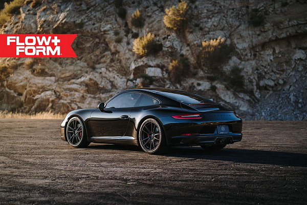 Фото дисков HRE FF04 Черный сатин на Porsche 911 VII