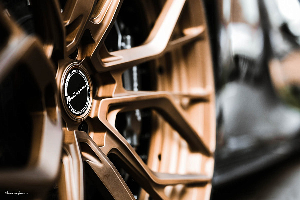 Фото дисков Brixton Forged PF10 Сатиновая медь на McLaren 570S