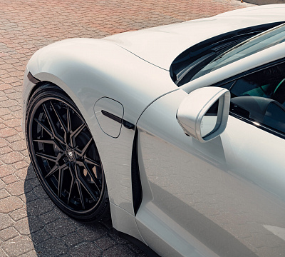 Фото дисков Vossen M-X3 (3-Piece) на Porsche Taycan I