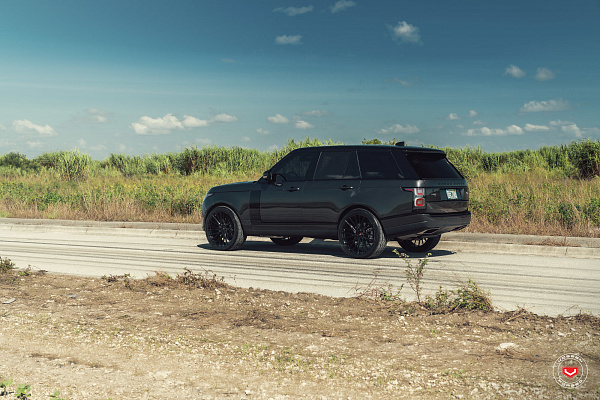 Фото дисков Vossen EVO-6T Черный глянец на Land Rover Range Rover IV