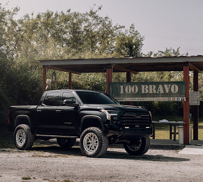 Фото дисков Vossen HFX-1 (6-Lug) на Toyota Tundra III