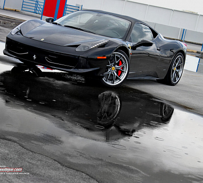 Фото дисков HRE S101 на Ferrari 458
