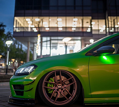 Фото дисков Bola B11 на Volkswagen Golf VII