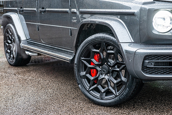 Фото дисков Kahn Type 57 Черный сатин на Mercedes-Benz G-Class III