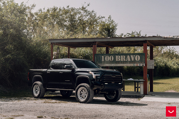 Фото дисков Vossen HFX-1 (6-Lug) Серебро на Toyota Tundra III