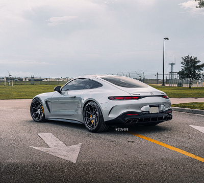 Фото дисков Strasse Wheels SM5RT Deep Concave FS на Mercedes-Benz AMG GT II
