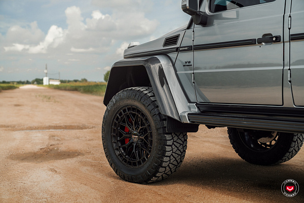 Фото дисков Vossen LC3-01 Черный глянец на Mercedes-Benz G-Class III