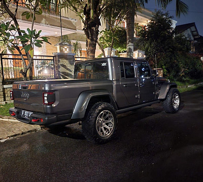Фото дисков 4PLAY 4P80R на Jeep Gladiator II (JT)