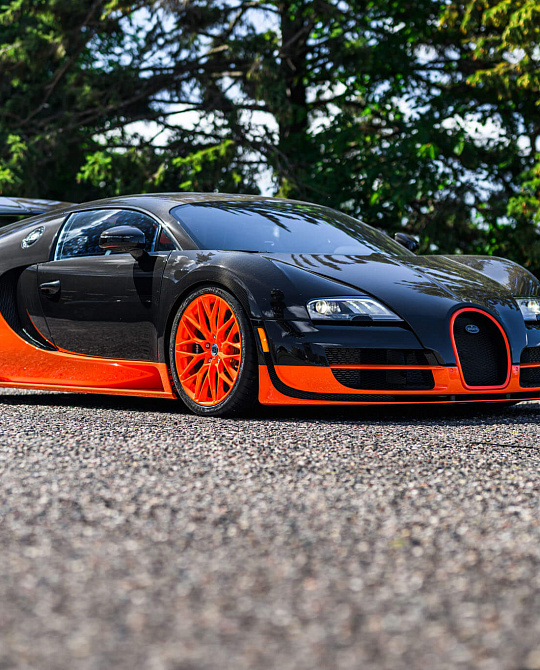 Фото дисков P200 Другой цвет на Bugatti Veyron