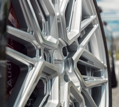 Фото дисков Vossen HF-7 на Audi E-tron GT