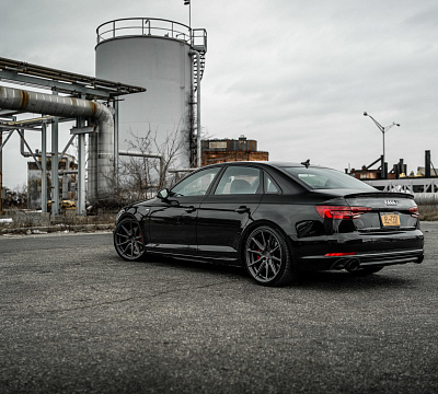 Фото дисков Vossen HF-3 на Audi A/S/RS 4 (B9)