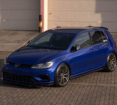 Фото дисков Bola B17 на Volkswagen Golf VII