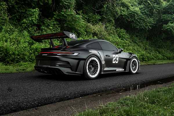 Фото дисков Brixton Forged TR11 AERO1 Черный глянец на Porsche 911 VIII