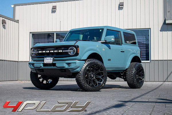 Фото дисков 4PLAY 4P83 Черный глянец на Ford Bronco