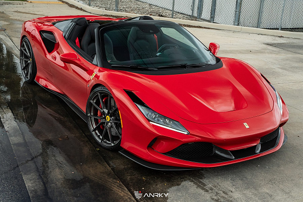 Фото дисков Anrky AN12 Глянцевый темный лак на Ferrari F8