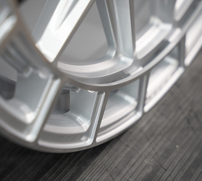 Vossen HFX-1 (6-Lug)