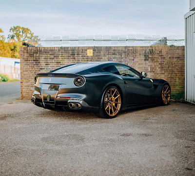 Фото дисков Vossen EVO-2R на Ferrari F12