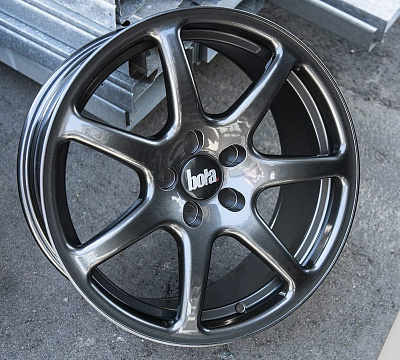 Bola B7