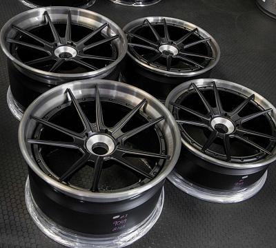ADV.1 ADV5.2 Track Spec SL
