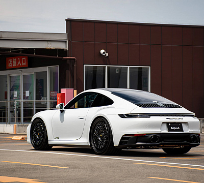 Фото дисков HRE 501 GTM на Porsche 911 VIII