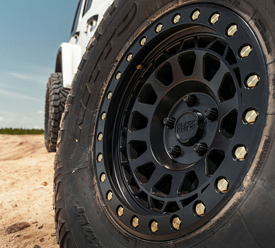 Фото дисков Black Rhino PRIMM на Jeep Wrangler IV (JL)