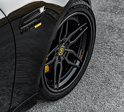 Фото дисков Strasse Wheels SV4 Deep Concave FS на Mercedes-Benz AMG GT I