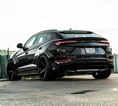 Фото дисков Anrky RS5.3 на Lamborghini Urus
