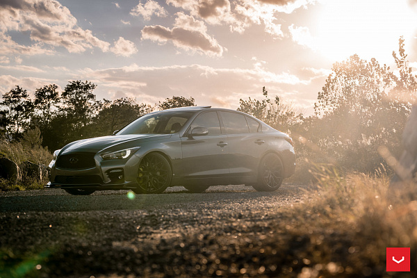 Фото дисков Vossen HF-2 Черный сатин на Infiniti Q50