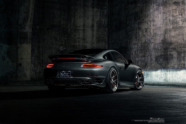 Фото дисков Brixton Forged CM5-R Черный сатин на Porsche 911 VII