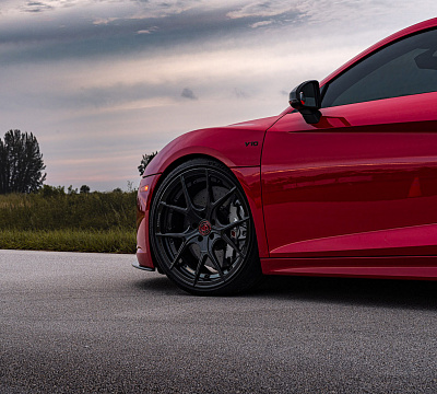 Фото дисков Strasse Wheels SM5R Deep Concave Duoblock на Audi R8 (4S)