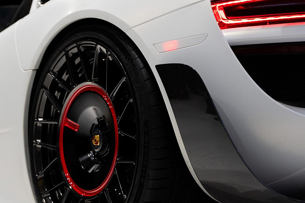 Фото дисков Anrky AN20 Aerosport Черный глянец на Porsche 918 Spyder