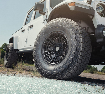 Фото дисков 4PLAY 4PS01 на Jeep Gladiator II (JT)