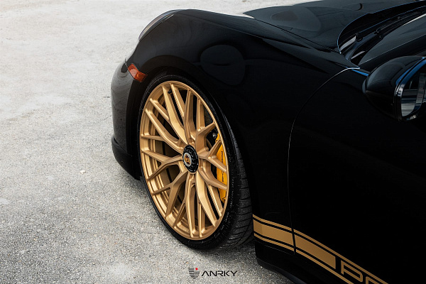 Фото дисков Anrky AN10 Сатиновое золото на Porsche 911 VIII