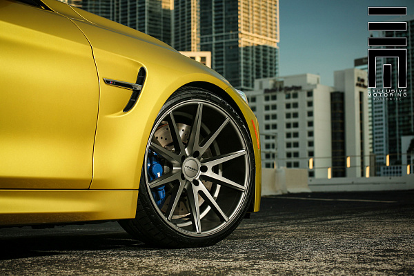 Фото дисков Vossen VFS-1 Сатиновый графит на BMW 4/M4 (F32/F82)