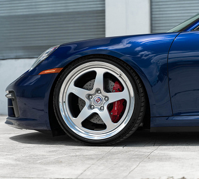 Фото дисков HRE 527 на Porsche 911 VIII
