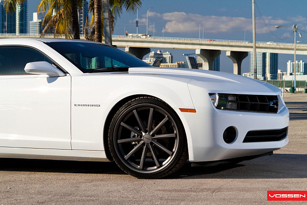 Фото дисков Vossen CV1 Сатиновый графит на Chevrolet Camaro V