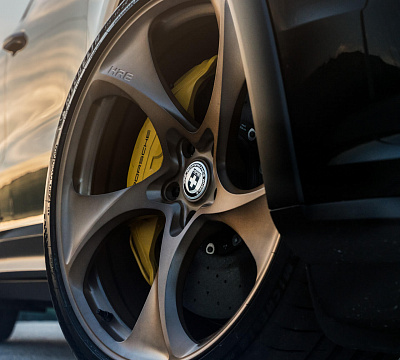 Фото дисков HRE 522M на Porsche Cayenne III