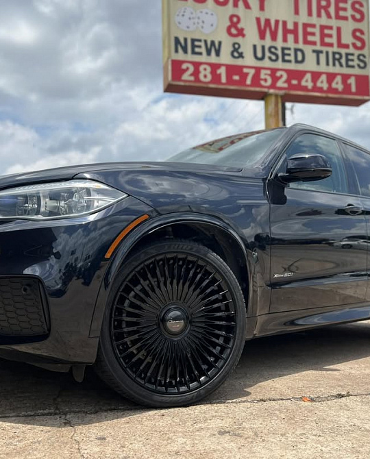 Фото дисков Tulum Черный глянец на BMW X5/X5 M (F15/F85)