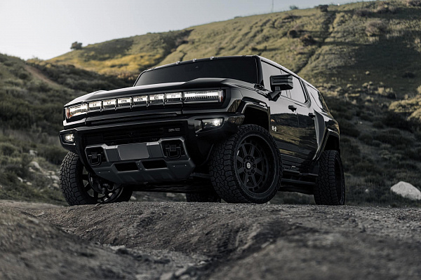 Фото дисков Brixton Forged BX01-M Черный матовый на GMC Hummer EV