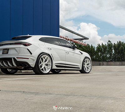 Фото дисков Anrky S2-X0 на Lamborghini Urus