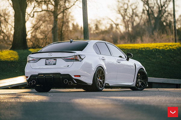 Фото дисков Vossen HF-5 Черный сатин на Lexus GS IV