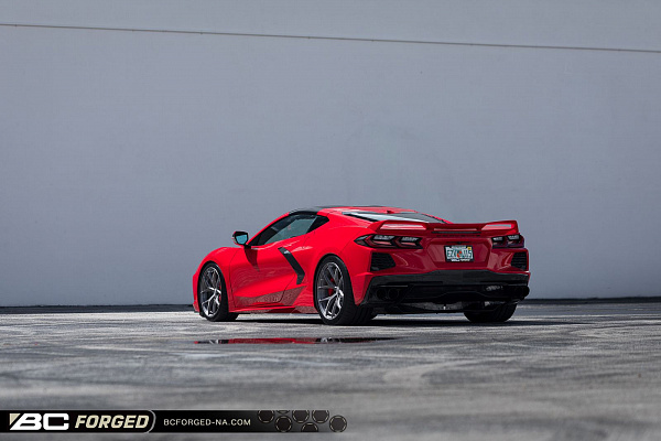 Фото дисков BC Forged RZ21 Глянцевый тонированный лак на Chevrolet Corvette C8