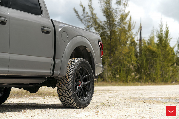 Фото дисков Vossen HF6-4 Черный сатин на Ford F-150 XIII