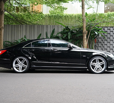 Фото дисков Vossen VFS-5 на Mercedes-Benz CLS (C218)