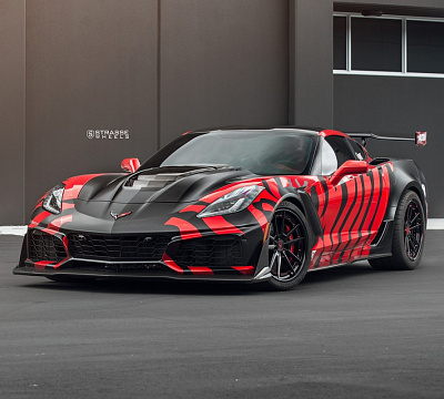 Фото дисков Strasse Wheels SV1 Deep Concave FS на Chevrolet Corvette C7