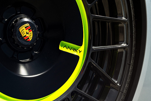 Фото дисков Anrky AN20 Aerosport Глянцевый темный лак на Porsche 918 Spyder