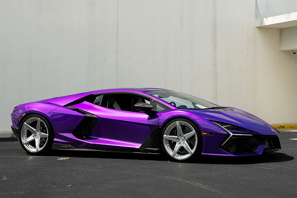 Фото дисков Anrky RS5.2 Полированный лак на Lamborghini Revuelto