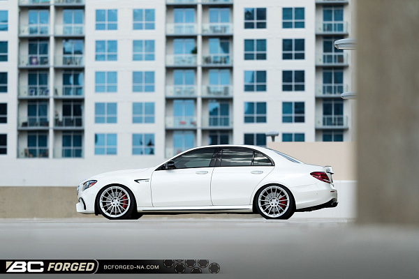 Фото дисков BC Forged RZ15 Глянцевый лак на Mercedes-Benz E-Class (W213, S213, C238)