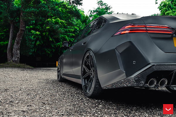 Фото дисков Vossen HF-5 Черный глянец на BMW 5/M5 (G60/G90)